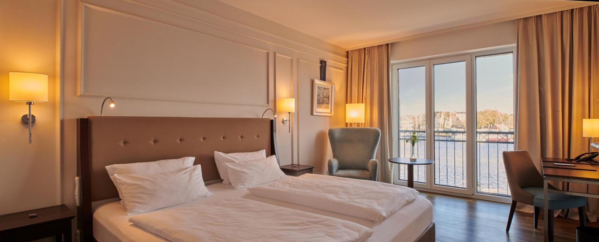 Hotel Am Delft Emden Dış mekan fotoğraf