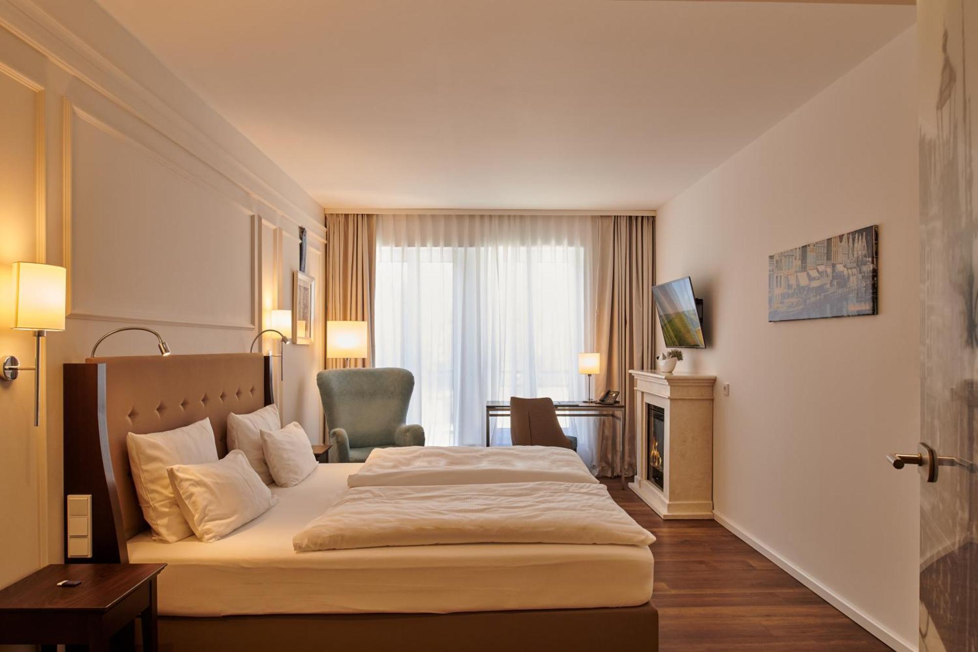 Hotel Am Delft Emden Dış mekan fotoğraf
