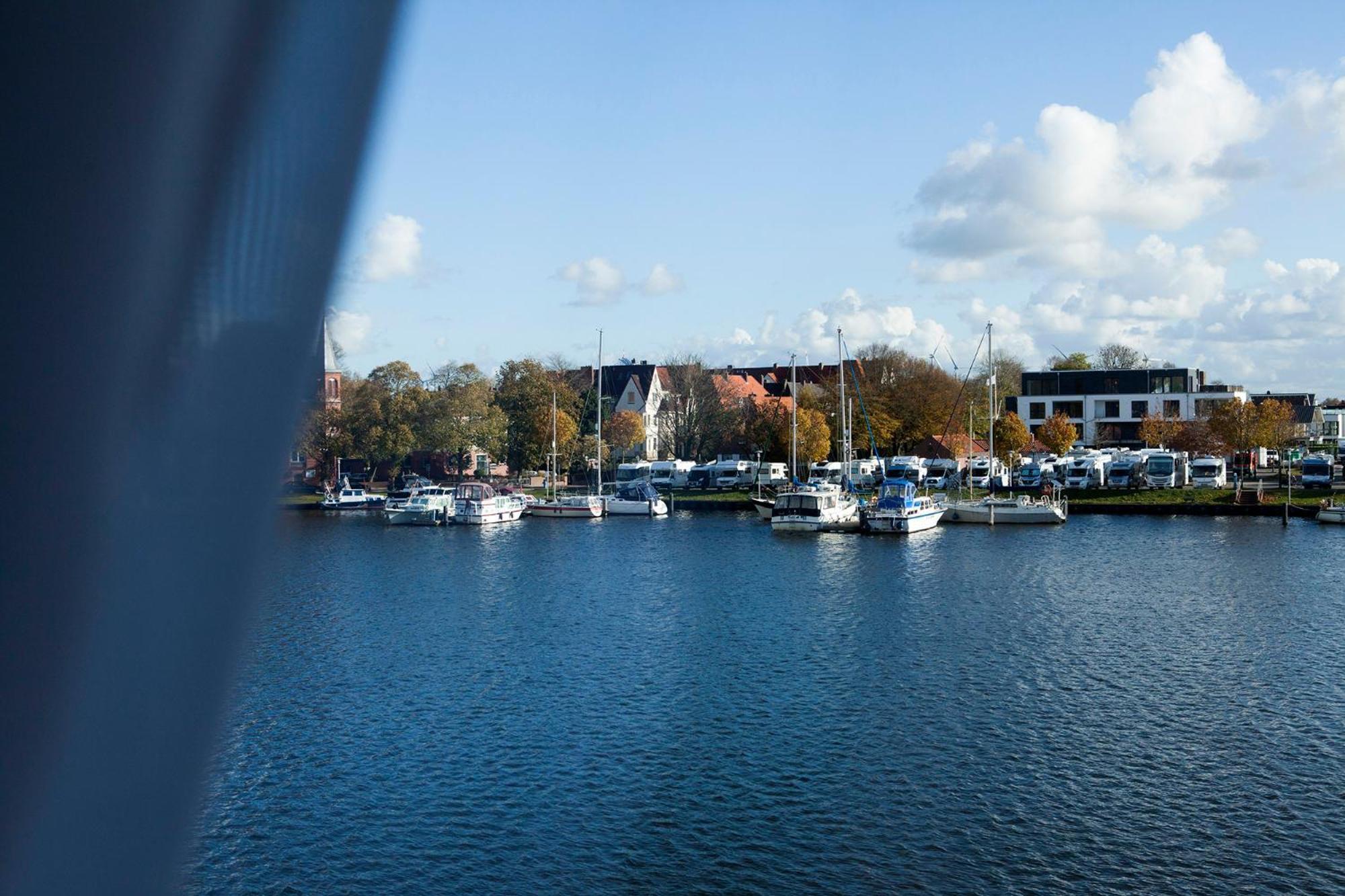 Hotel Am Delft Emden Dış mekan fotoğraf